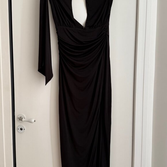 Michael Costello Morgan Gown (Revolve) - Picture 8 of 11